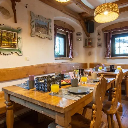 ホテル オールド ハウス ブレッド