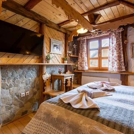 Old House 3* Μπλεντ