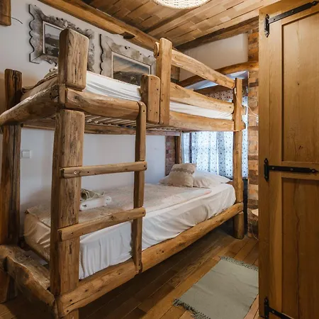 Old House Hotel 3*