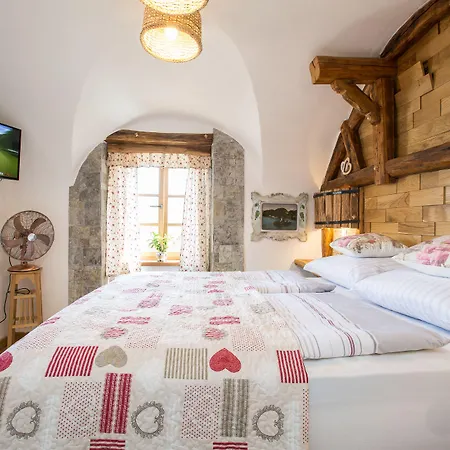 Old House Отель 3*