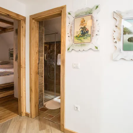 ホテル オールド ハウス ブレッド