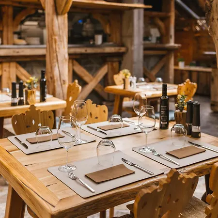 ホテル オールド ハウス ブレッド