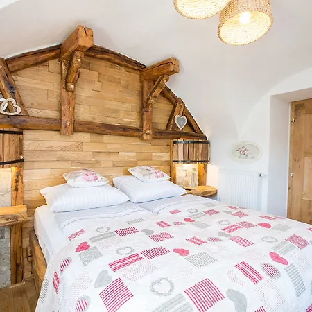 Old House 3*